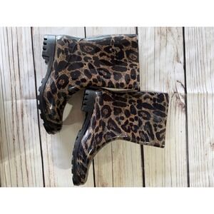 Corkeys Womens Leopard Print Rain Boots Size 8 Glossy Mid Calf Rubber Lug Sole